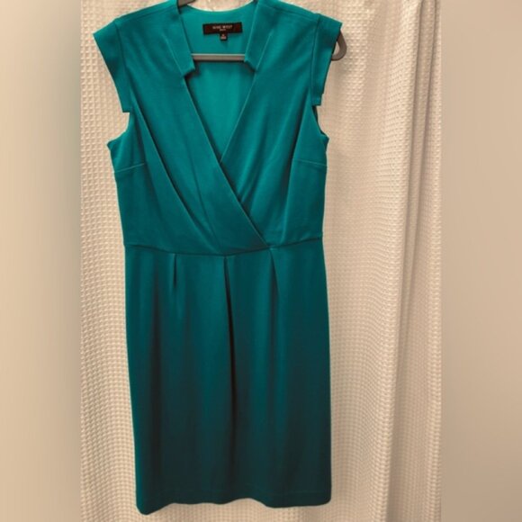 Nine West Dresses & Skirts - Nine West Blue Midi Dress Elegant and Timeless